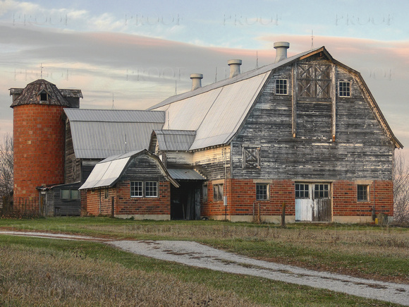 Livestock Barn, Livingston County, Missouri